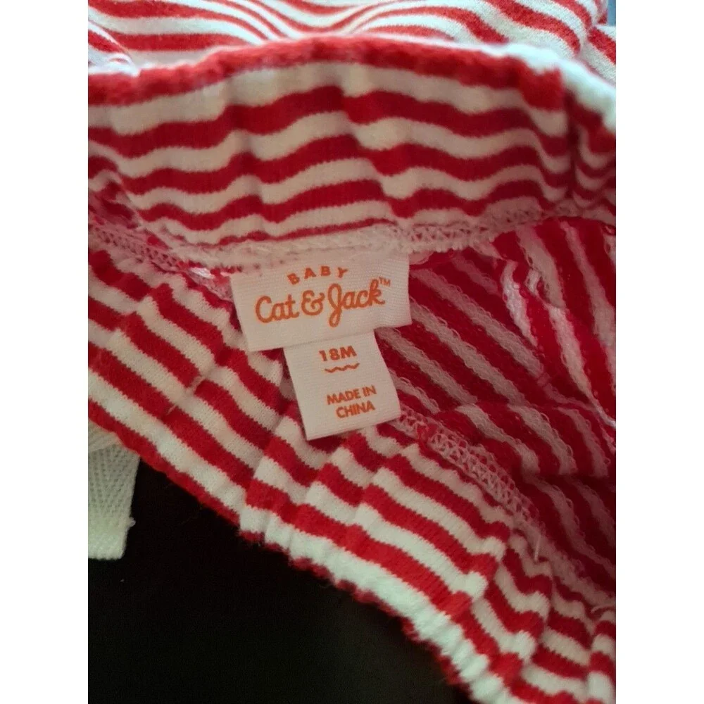 Cat & Jack Santa 2 Piece Hooded Outfit 18 months
